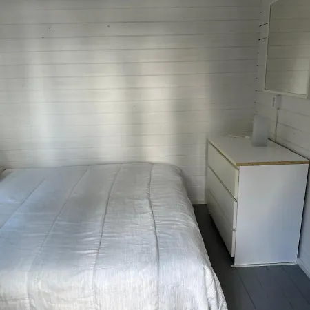 Alpehytte Iloinen Moekki *